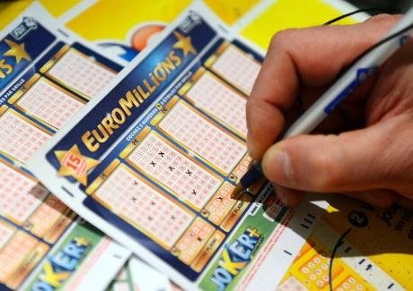 Победитель лотереи из Люксембурга пожелал остаться анонимным.